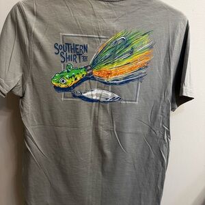 The Southern Shirt Company Gray Tee with Colorful Fish Design